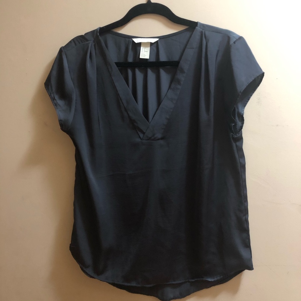 H & M Conscious silky top dark gray size 8